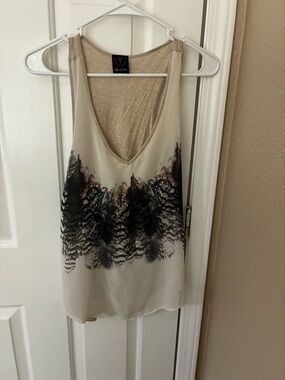Ella Moss Cream V-Neck Printed feather Sleeveless Camisole